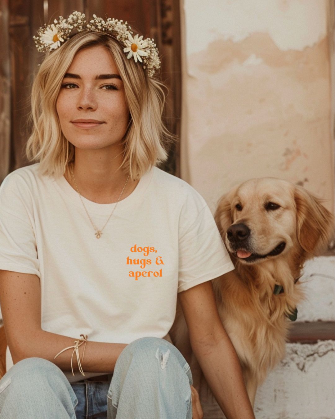 Organic Frauen-Shirt 'dogs, hugs & aperol' | Vintage White