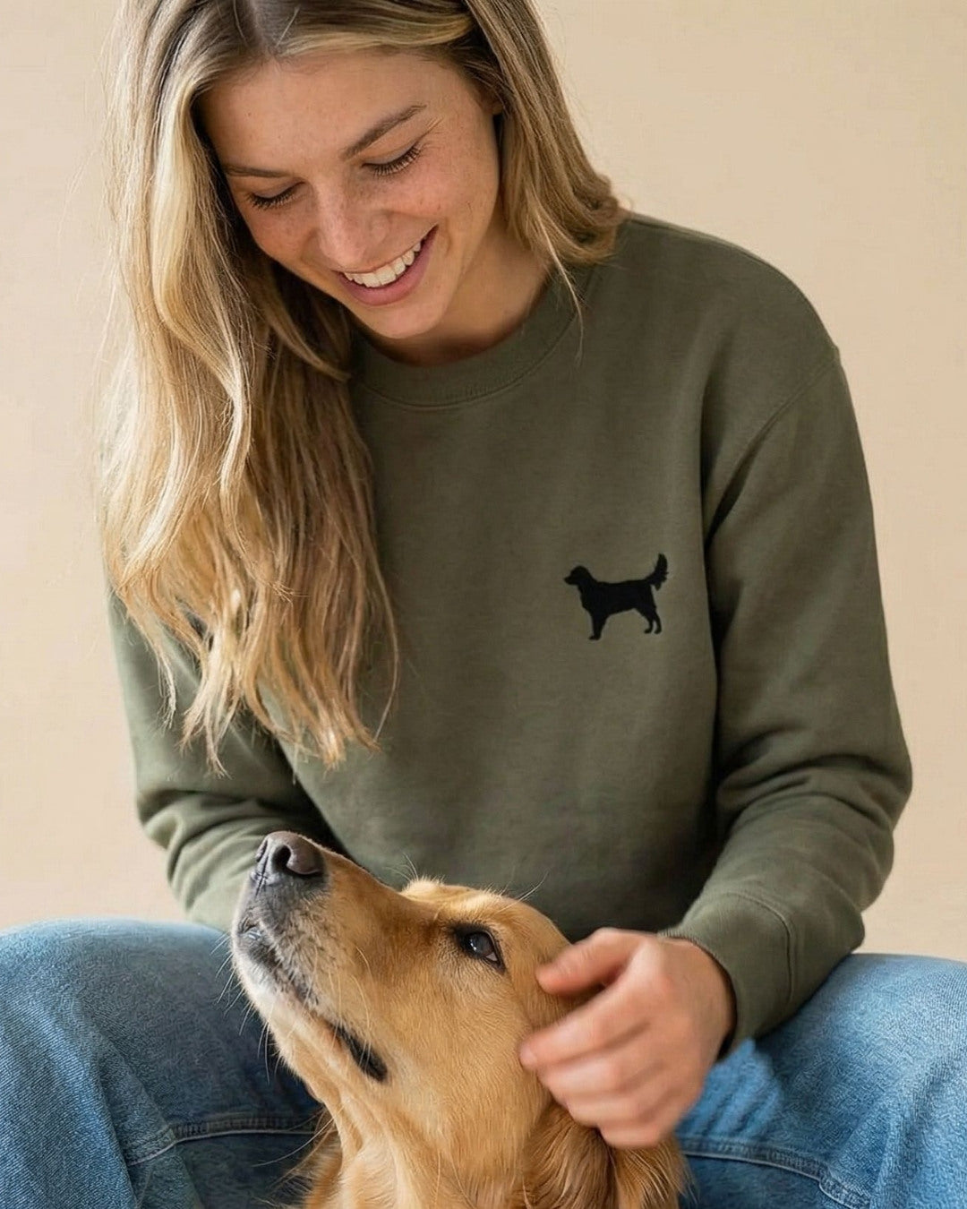 Premium Organic Sweatshirt mit deiner Hunderasse | Forest Green