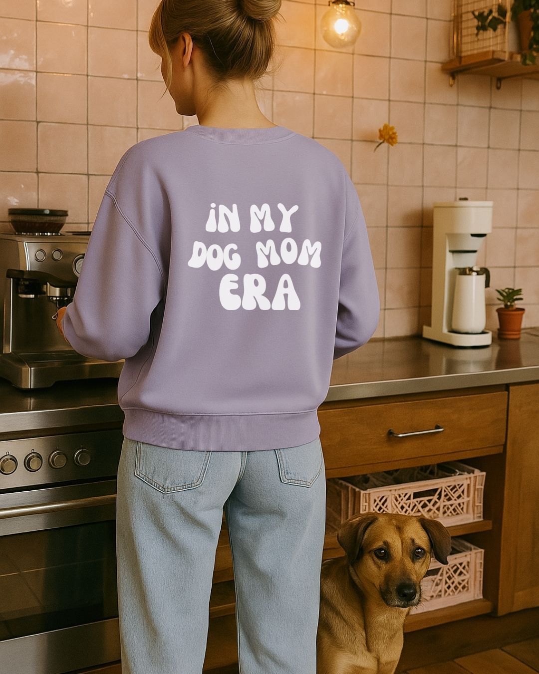 Limited | Organic Sweatshirt 'in my dog mom era' | Lavendel
