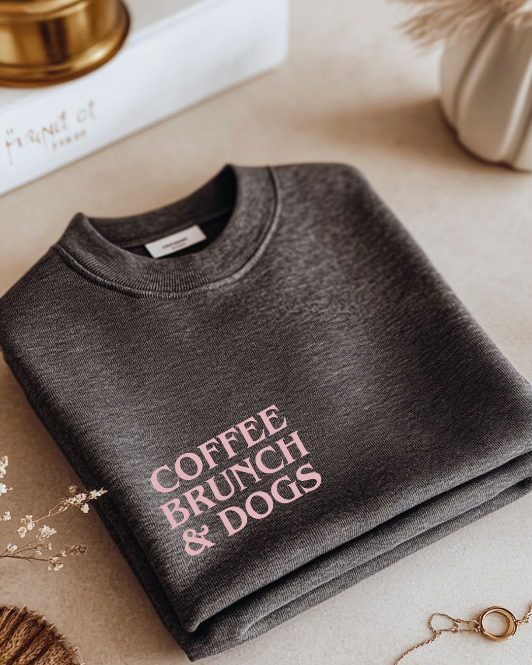 Organic Oversized Sweatshirt 'COFFEE, BRUNCH & DOGS'