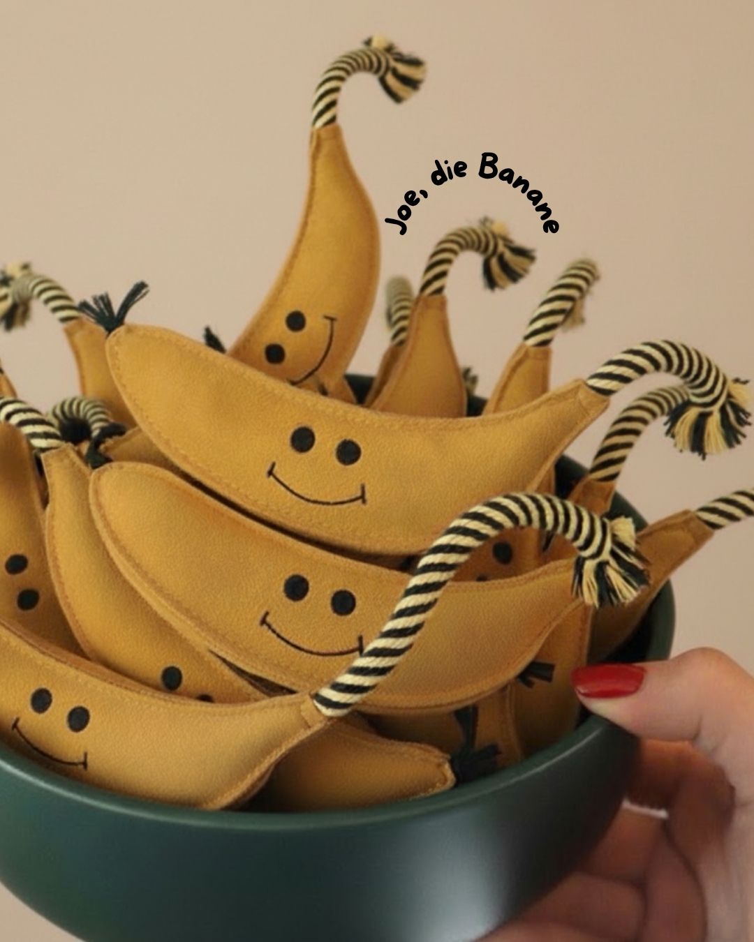 Hundespielzeug "Joe, die Banane" aus Wildleder