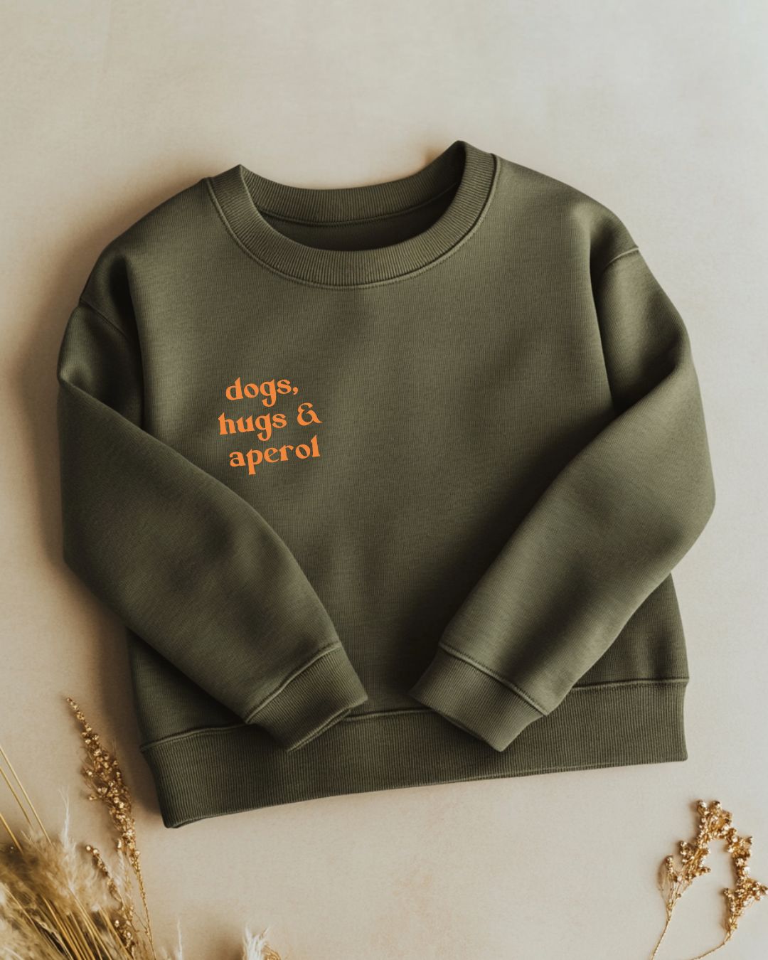 Organic Sweatshirt 'dogs, hugs & aperol' | Forest Green